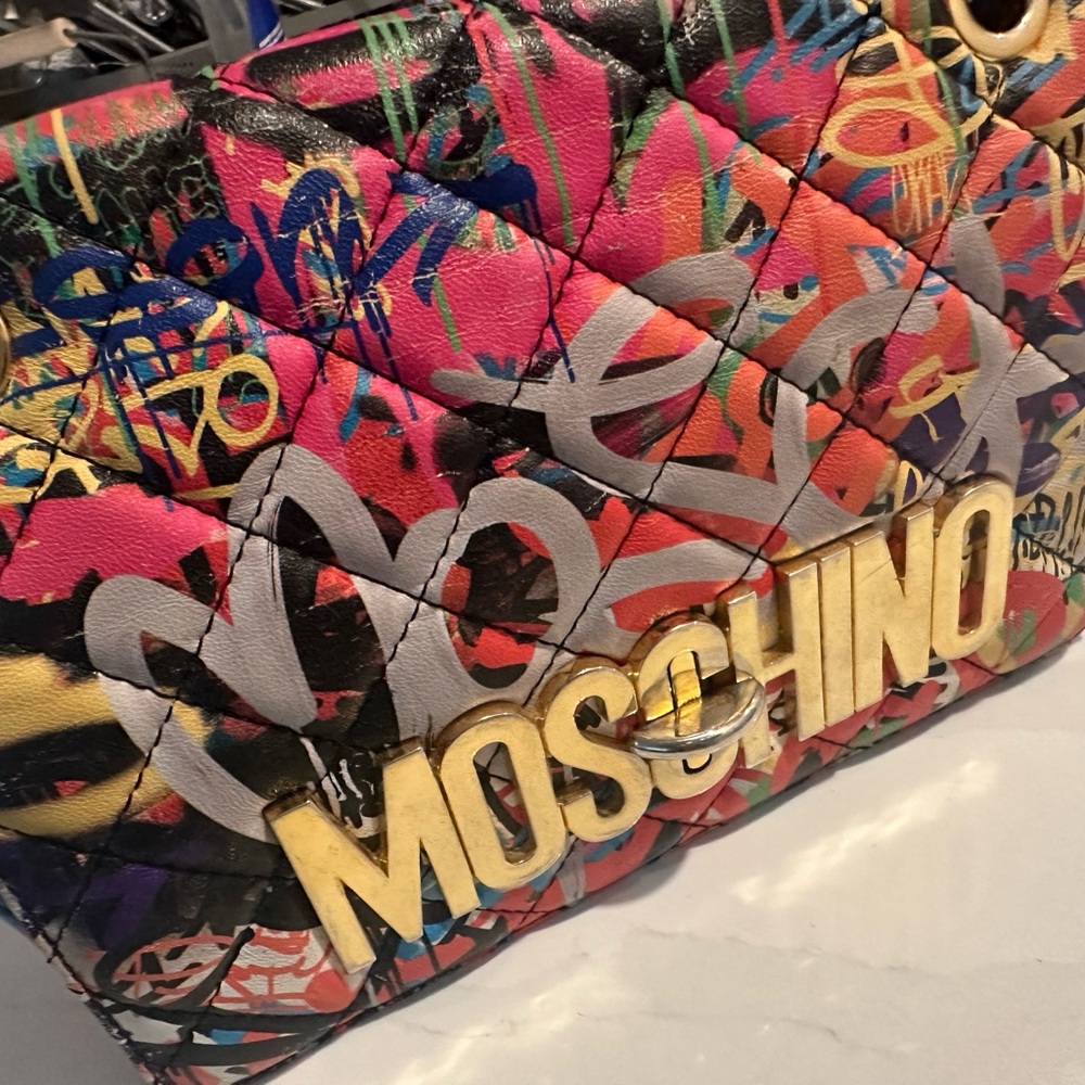 Moschino vintage hand bag (graffiti)